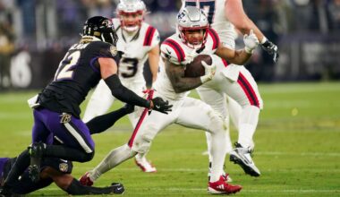 TreVeyon Henderson exits Patriots-Ravens game with head injury