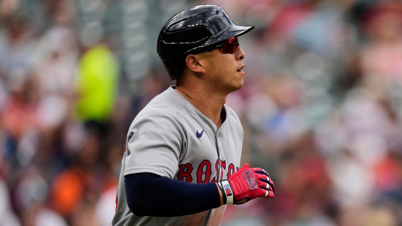 Seattle Mariners sign OF Rob Refsnyder to 1-year contract