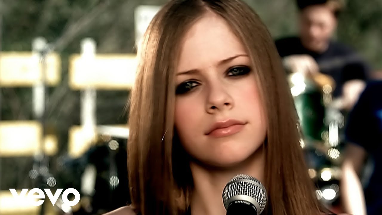 Avril Lavigne - Complicated (Official Video) - YouTube
