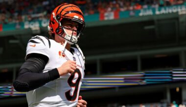 Bengals' Joe Burrow to start finale against Browns, coach says