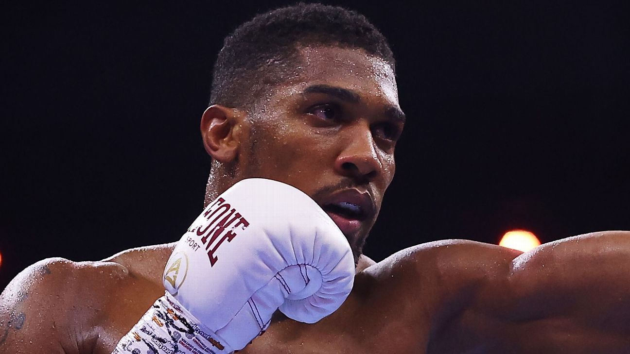 Anthony Joshua stable after Nigeria car crash that killed two