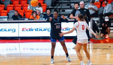 Women's Basketball Falls in Overtime Heartbreaker at UTRGV
