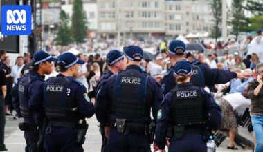 Record number of NSW Police officers to patrol New Year's Eve events after Bondi terror attack