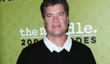 Pat Finn, actor who appeared on Seinfeld, Friends, The Middle, dies at 60