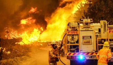 Bushfire alert issued for Boddington town and mine site