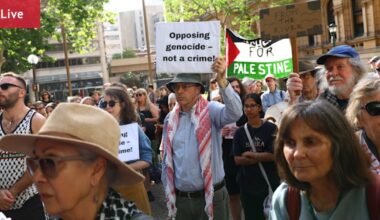 Bondi shooting LIVE updates: Ley’s extraordinary rebuke ‘disgusting’, says Bowen; NSW protest laws to face constitutional challenge - The Age