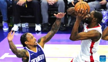 Houston Rockets vs. Sacramento Kings-Xinhua