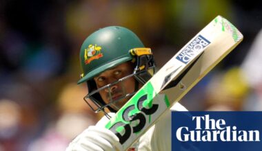 Khawaja and Carey rise up to fill the gaps as England squander Australia’s gifts | Ashes 2025-26