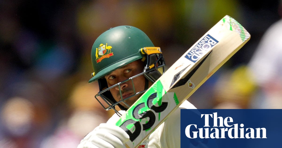 Khawaja and Carey rise up to fill the gaps as England squander Australia’s gifts | Ashes 2025-26