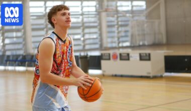 Hoop dreams come true as first Indigenous basketball team heads to USA