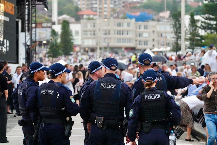 Officers patrol Bondi Beach at official vigil
