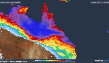 Queensland flood threat looms after Christmas