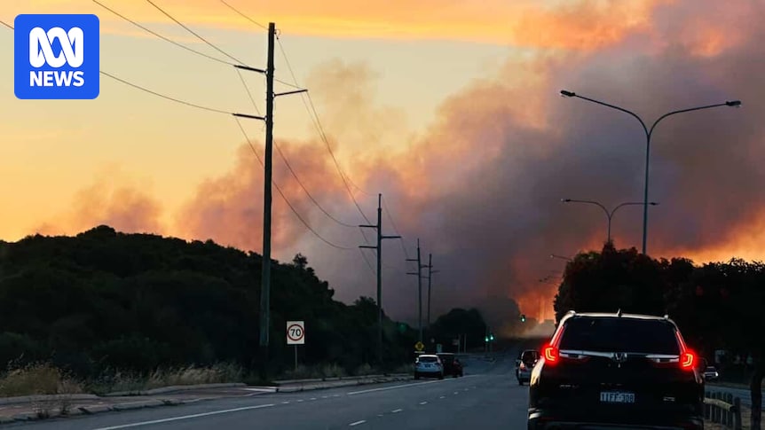Bushfire near Rockingham closes Mandurah train line, Warnbro station in Perth's south