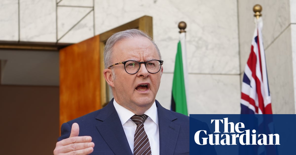 Albanese orders review of federal intelligence and policing processes in lead-up to Bondi beach attack | Bondi beach terror attack