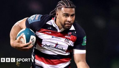 Hoskins Sotutu in action for Blues in Super Rugby