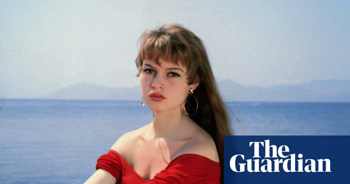 Off-the-shoulder tops and a signature hair-do: Brigitte Bardot’s style legacy | Brigitte Bardot
