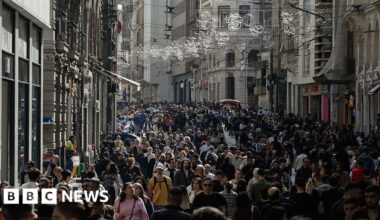 Turkey arrests 115 IS suspects 'planning New Year's attacks'