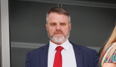 Ex-Neighbours Damien Richardson star ordered to write apology letter for Nazi salute