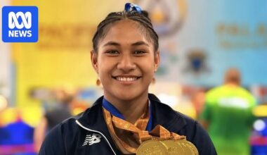 Samoan weightlifters Seine Stowers and June Sipaia are breaking records and inspiring women