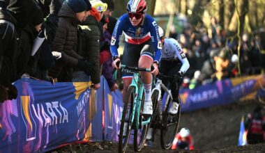 GAVERE, BELGIUM - DECEMBER 26: Amandine Fouquenet of France and Team Arkea - B and B Hotels Woman competes during the 4th UCI Cyclo-cross World Cup Gavere 2025 - Women&amp;apos;s Elite on December 26, 2025 in Gavere, Belgium. (Photo by Luc Claessen/Getty Images)