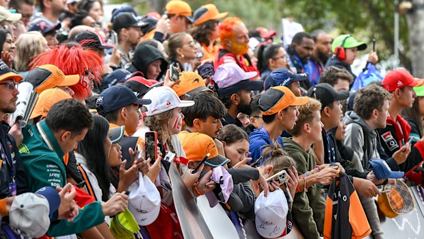 2024 Australian Grand Prix race day at the Albert Park. 24 March 2024. Racegoers and fans.