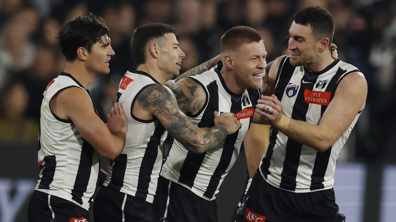 Bold predictions for 2025 season revisited, best and worst expert tips, Collingwood top four, Carlton premiers, analysis, latest news