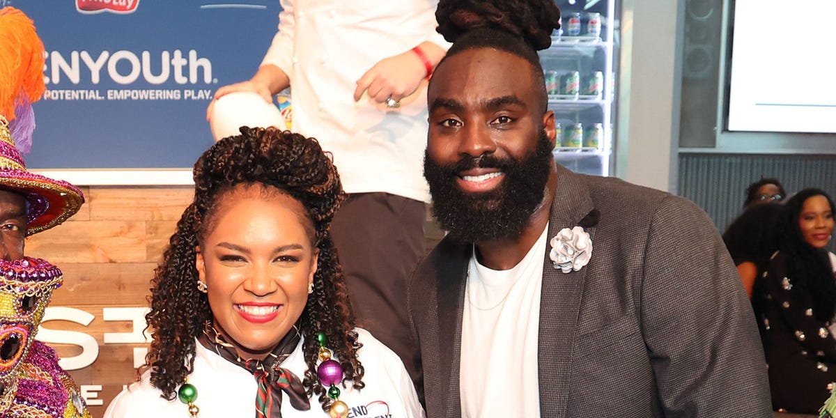 I'm Married to an NFL Player — Here's Why I Homeschool Our 6 Kids