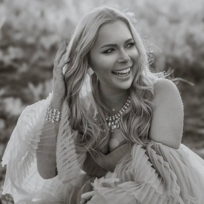 Anderson starred in the Netflix reality show Country Ever After with her husband, singer Coffey Anderson.