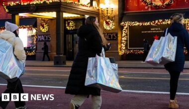 AI tools transform Christmas shopping as people turn to chatbots