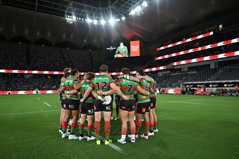 Rabbitohs players pay tribute to Gary Stevens ahead of their Round 1 clash with the Dolphins.