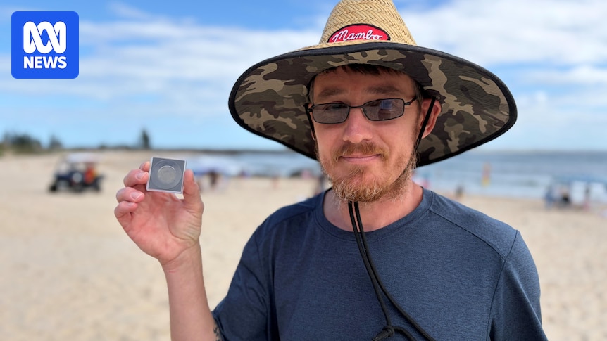 Metal detectorist discovers 1880s Zanzibar coin at Port Macquarie beach