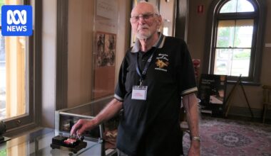 Morse code lovers and navy trainers help skill live on in a world of digital technology