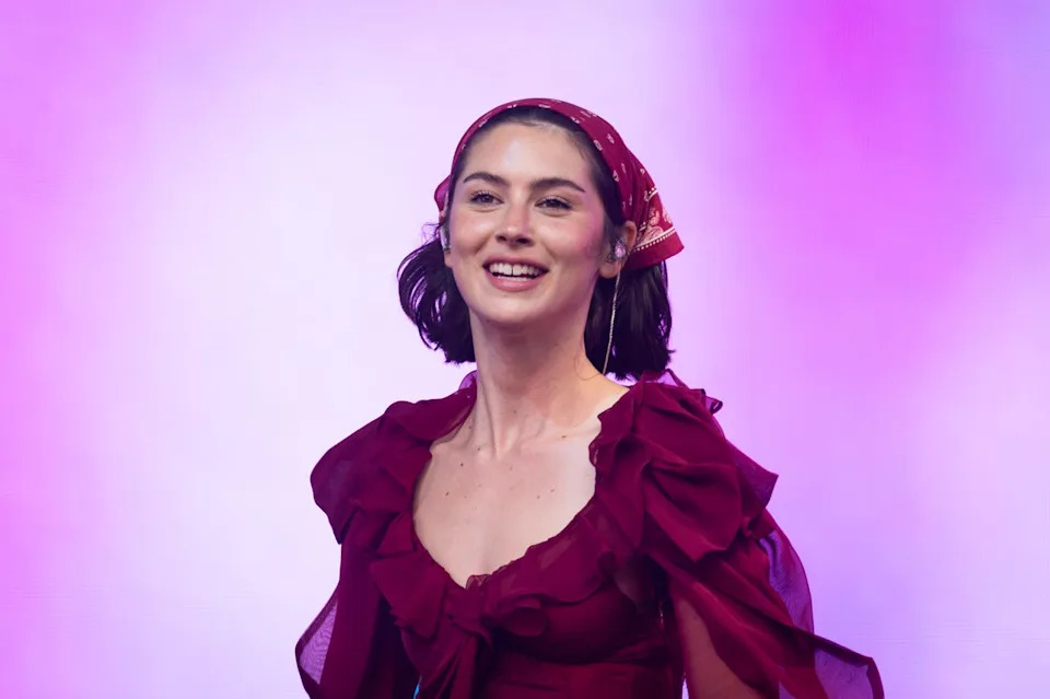 glastonbury festival 2025 day three