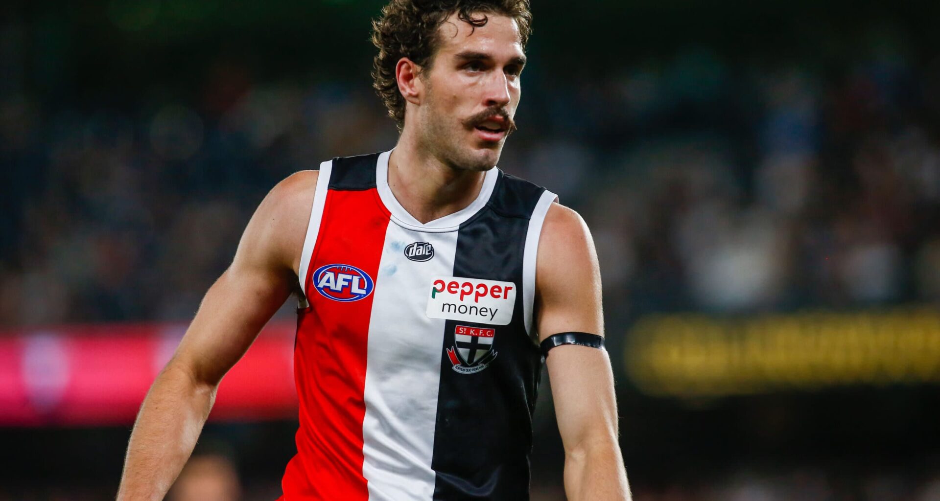"Plastic knee": St Kilda coach offers insight into Max King injury - AFL News
