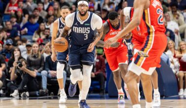 "Still Holding On To Some Grudges": NBA Fans React As Anthony Davis Faces Backlash From Pelicans Crowd