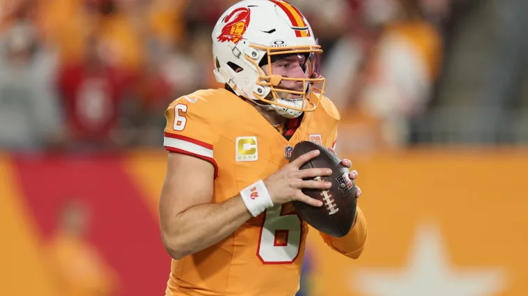 NFC South standings: How Buccaneers loss to Falcons in Week 15's "Thursday Night Football" impacts playoff race image