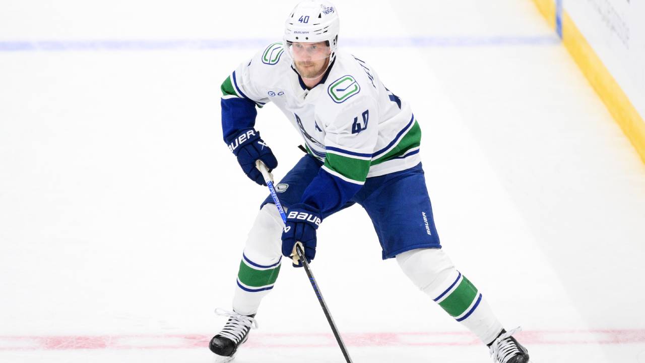 Canucks F Elias Pettersson to have MRI for upper-body injury