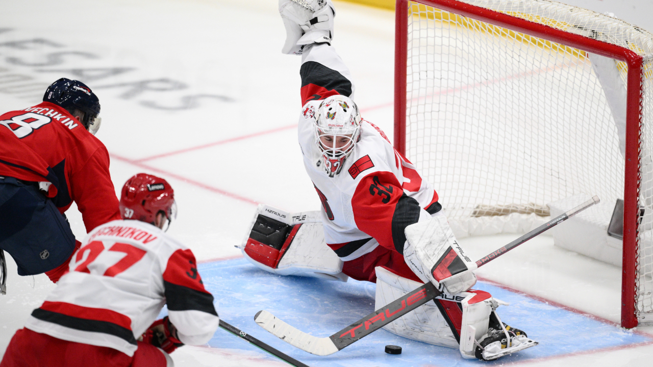 Hurricanes' Brandon Bussi becomes fastest goalie to reach 10 wins