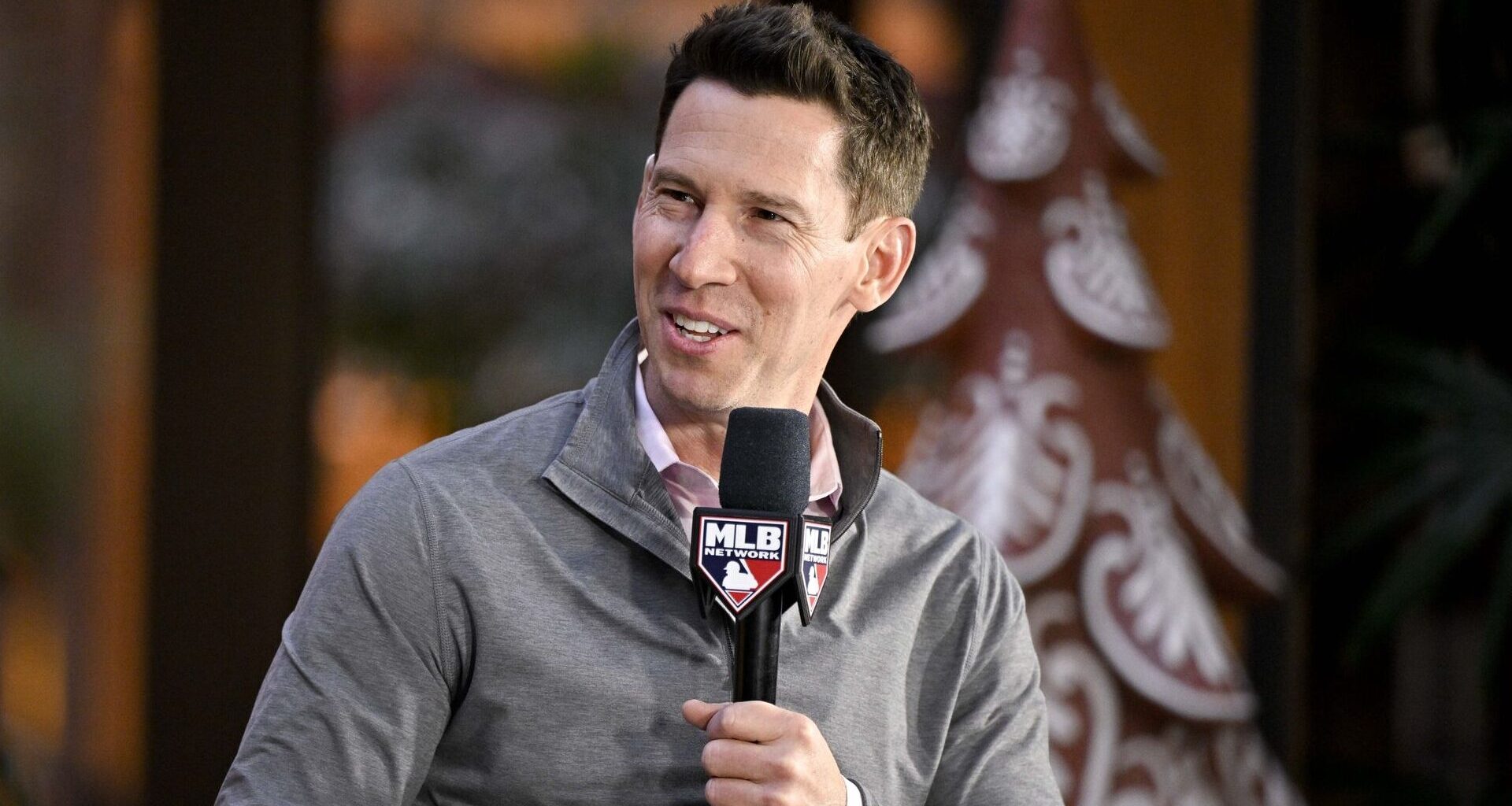 Red Sox Should Sign Veteran Southpaw After Short Stint With Cubs