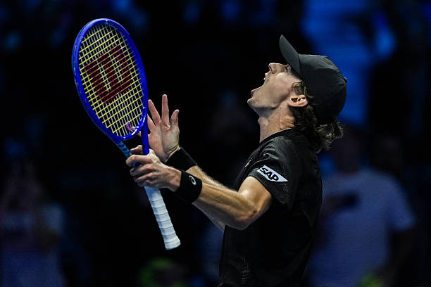 Alex de Minaur Leaves Asics for Wilson Apparel – Tennis Now