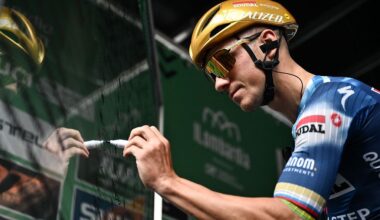 Soudal Quick-Step&rsquo;s Belgian rider Remco Evenepoel signs in, ahead of the 119th edition of the Giro di Lombardia (Tour of Lombardy), a 238km cycling race from Como to Bergamo on October 11, 2025. (Photo by Marco BERTORELLO / AFP)