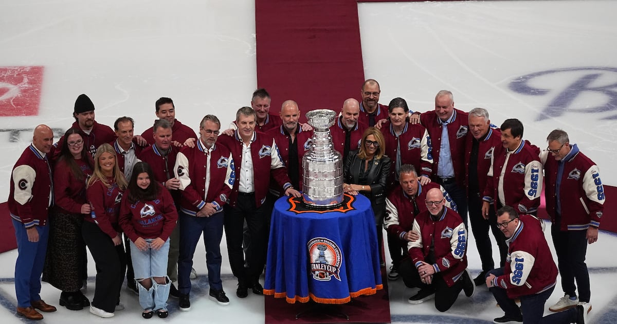 Claude Lemieux sees Stanley Cup potential in Avalanche, much like his title team in '95-96