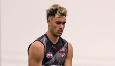 "Black and white" feedback driving untried Essendon youngster - AFL News