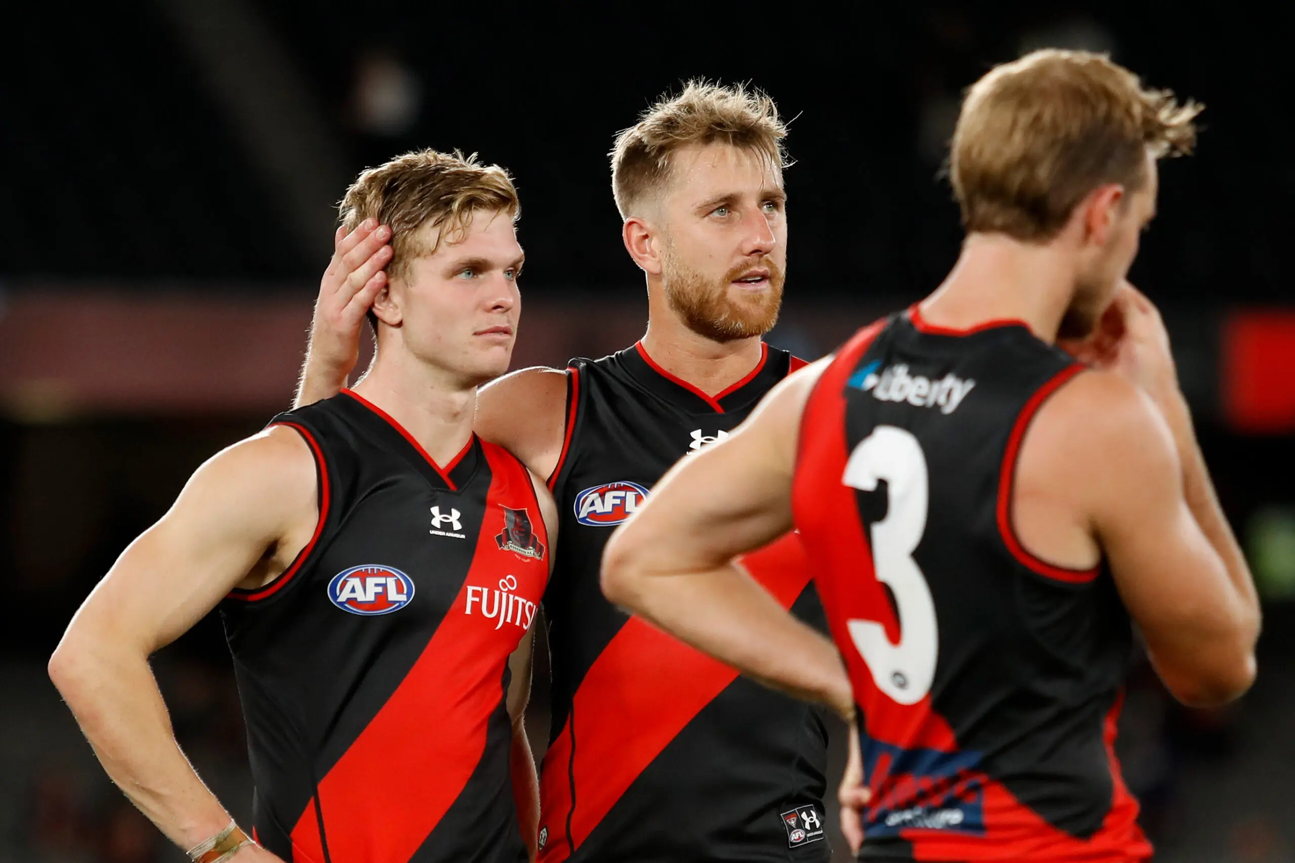 Club great puts line through "horrible" Bombers' season
