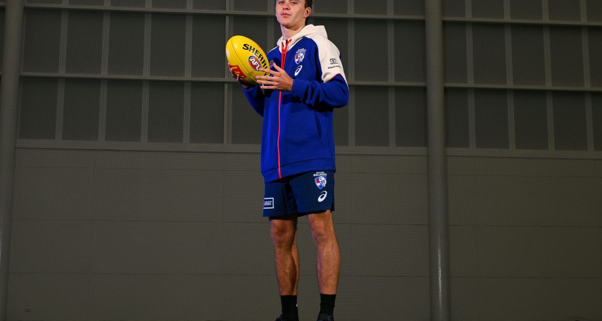 "Rocked" Bulldogs reeling from shock retirement, set for modern-day rivalry