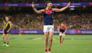 Melbourne MSD pens monster deal - AFL News