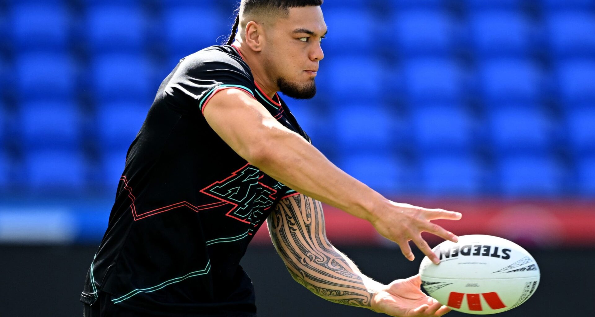 Contract plays: Will Leo Thompson move the Bulldogs needle? - NRL News