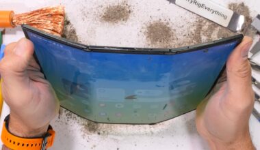 Watch Samsung's TriFold score an unfortunate first in this durability test