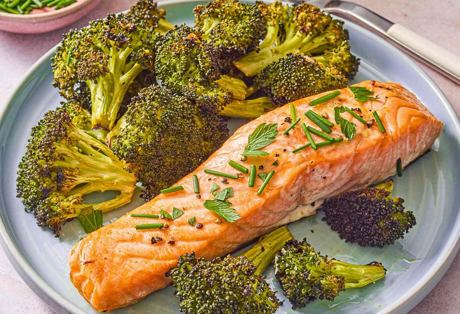 5+ Mediterranean Diet Sheet-Pan Dinner Recipes Ready in Three Steps or Less