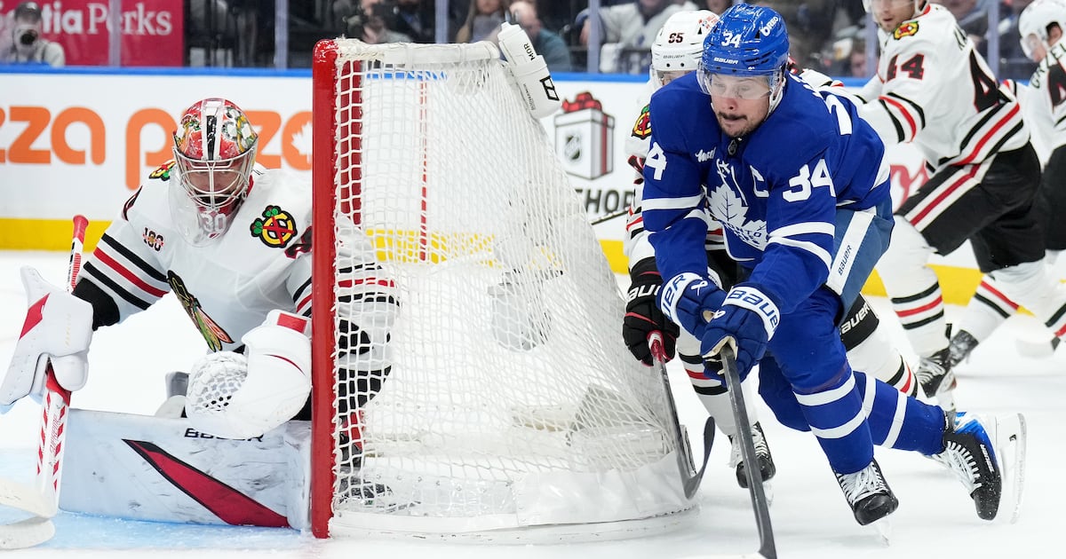 Auston Matthews, Dakota Joshua score eight seconds apart to help Toronto Maple Leafs rally past Chicago Blackhawks